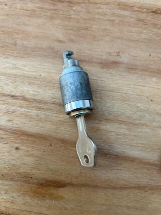 Kever cabrio Dashboard slotje 1958-1966 3