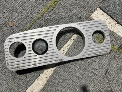 kever 1302 dashboard deel aluminium